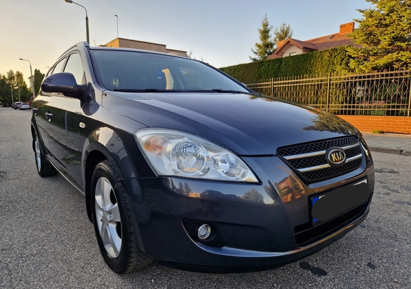 Kia Ceed cena 15900 przebieg: 268000, rok produkcji 2007 z Radom małe 596